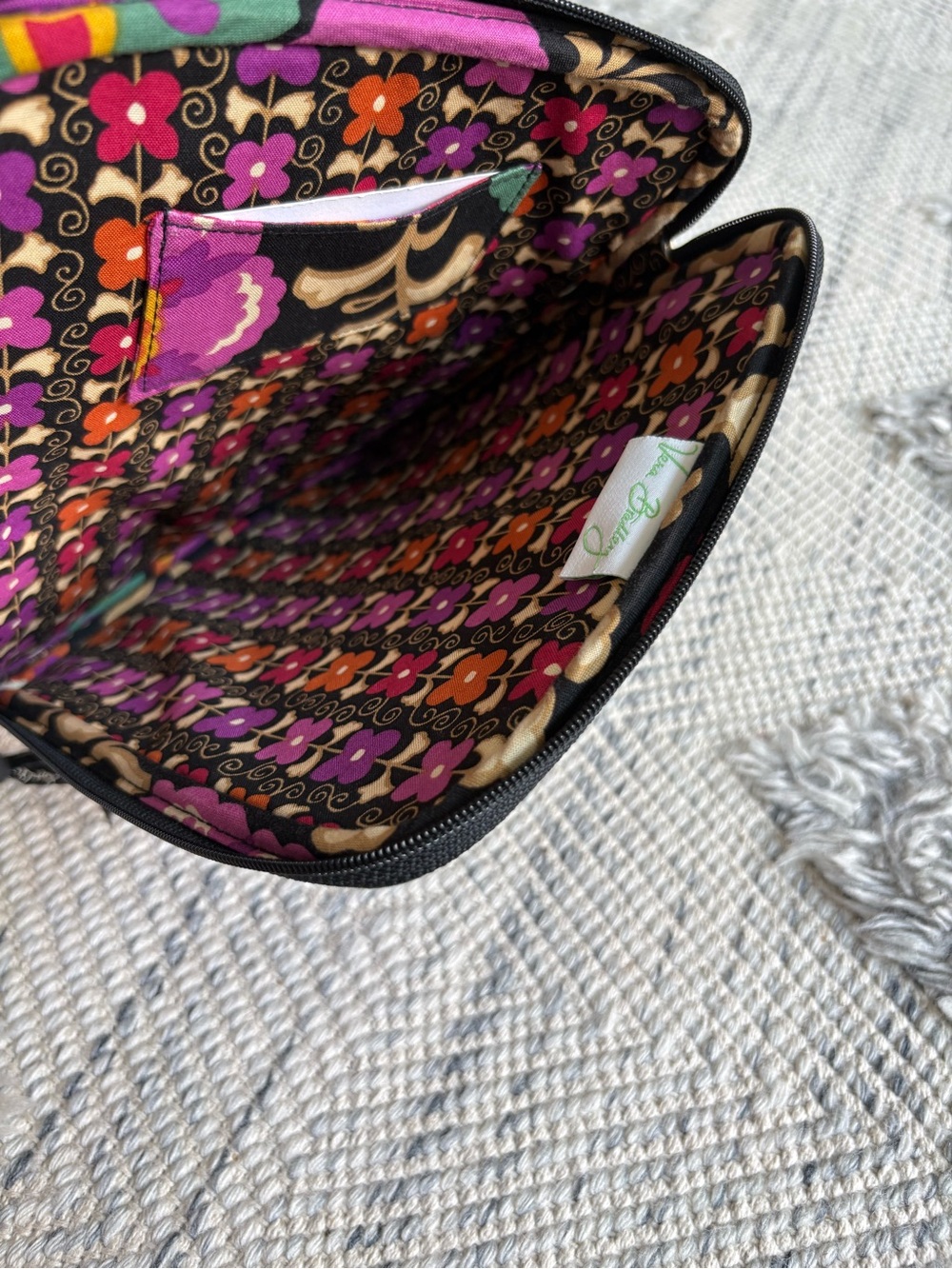 Vera Bradley - Picture 6 of 8